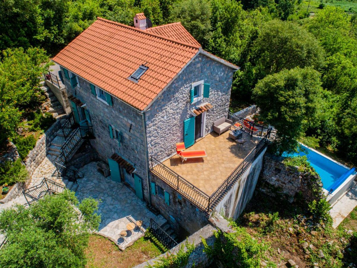 Villa Toscana With A Pool Tivat Exteriér fotografie