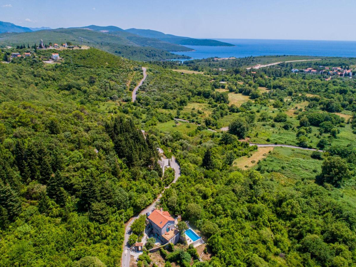 Villa Toscana With A Pool Tivat Exteriér fotografie