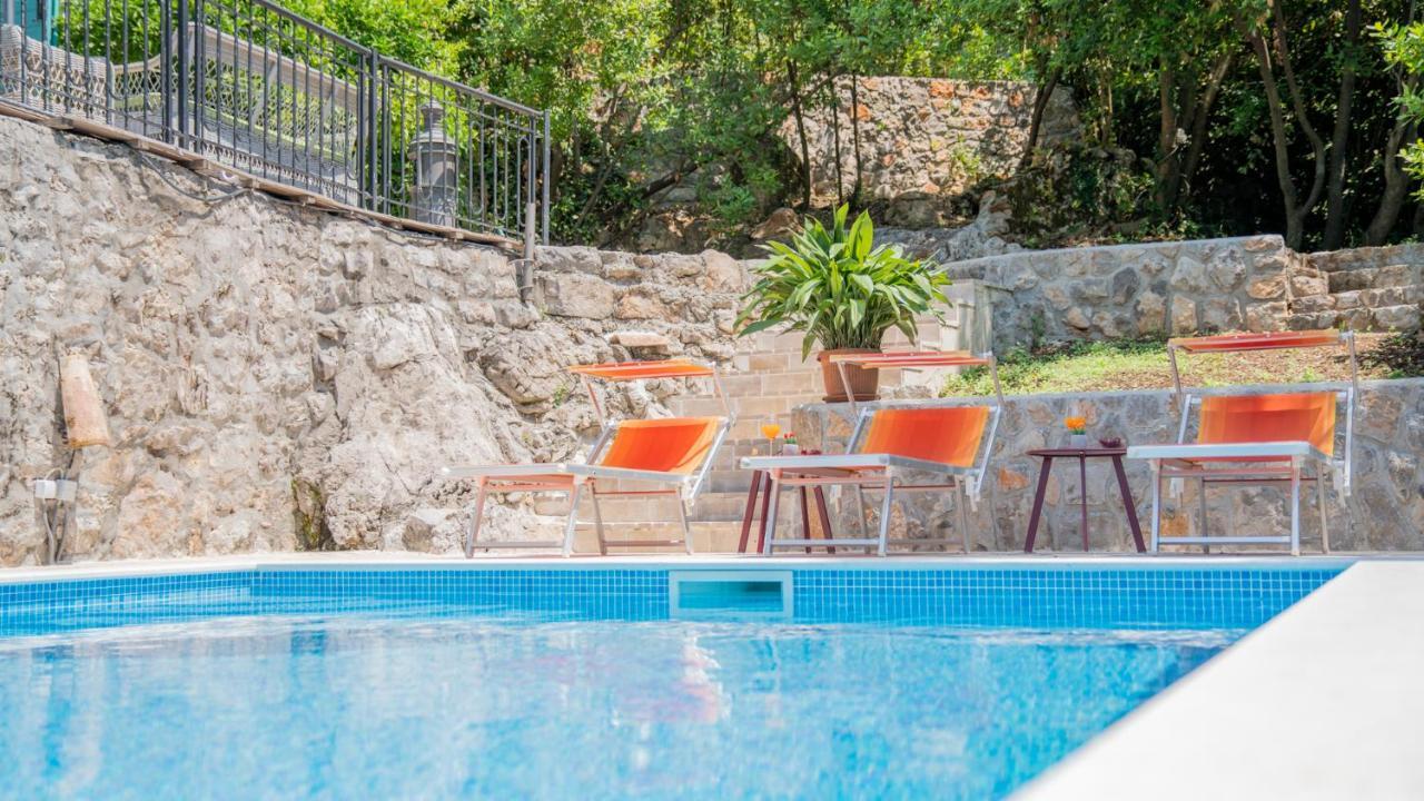 Villa Toscana With A Pool Tivat Exteriér fotografie